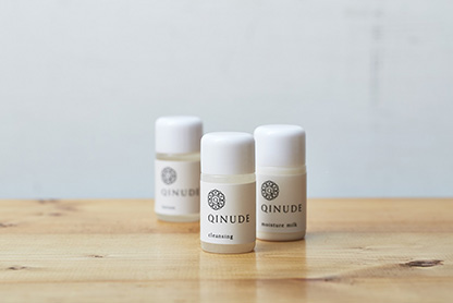 QINUDE［キヌード］のシルクスキンケアセット